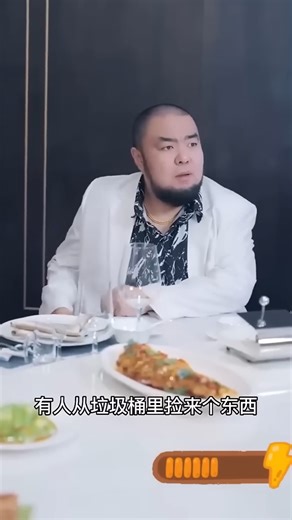 148K views · 1.6K reactions | Long soái ẩn danh đi quýnh bài kiếm tiền sống qua ngày, lại bị đám côn đồ đến ức hiếp và cái kết | Mê Phim2 | Facebook