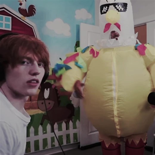 What Alfred chicken does to a man… #lumas #lumasva #pixeldrink #tinkyjohn #fyp @Lumas