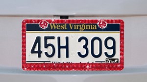 Car License Plate Frame, Sparkling Stainless Steel Auto License Plate Frame with Rhinestones, Bling Diamond License Plate Holder, Universal Exterior Car Accessories (Black)