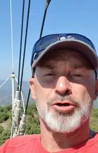 209K views · 10K reactions | Coucou tout le monde les gens  J'espère que votre week-end se passe bien 爛 Je vous donne quelques nouvelles de la colline varoise. Merci à tous ceux qui nous protègent  et Merci à vous pour ce que vous êtes  À très bientôt  #TontonGaf #WeekEnd #Colline #Var #Incendies #VincentLagaf #Pompiers | Vincent Lagaf' | Facebook