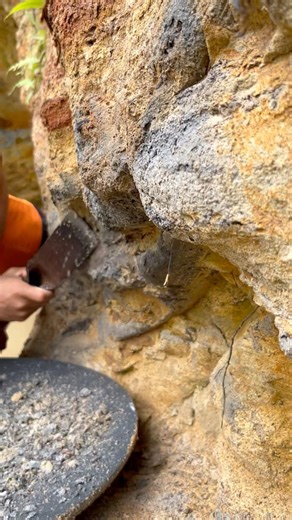 The process of finding gold | finding gold in bedrock fragments