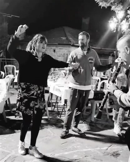 Το γλεντοκόπι της Ηπείρου με παραδοσιακή μουσική