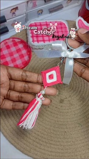 DIY Cute Tassel Keychain 🎀 | Easy Aesthetic Handmade Keychain ✨ #trendingshorts #youtubeshorts