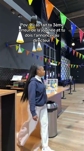 Oups #humour #drole_videos #pourtoi #trampolinepark #fyp @Hermione 🥰