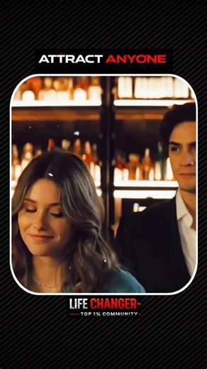 Attract anyone with the help of 3 dark tips of Thomas Shelby body posture