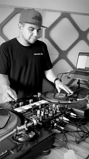 15K views · 280 reactions | Work hard. Scratch harder.﫡 How often do y'all practice your cuts? : Swiftstyle #phasedj | Phase | Facebook