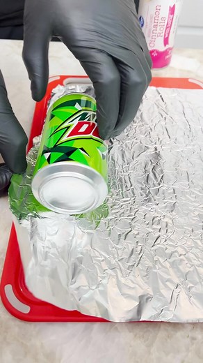 1M views · 2.7K reactions | Cinnamon Chimney Roll | Definitely Not Gourmet | Facebook