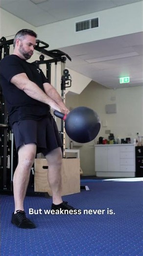 Kettlebell Swings, 25 reps at 92kg/ 203lbs