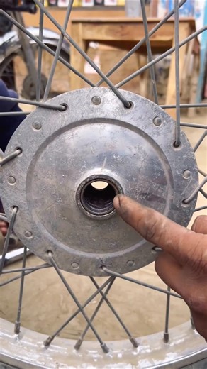 How to Remove a Stuck Wheel Bearing Without Special Tools 🛠️