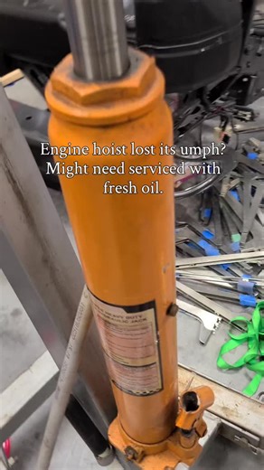 Rob Walker on Instagram: "Topping off engine hoist to regain proper function. #automotive #reelsinstagram #reels #foryou #mechanic #technology #jack #hoist #hydraulics"
