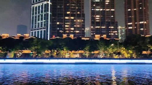 #上海光影节 Shining Shanghai•任时光倾泻这一路的光影交错 如梦 似幻🌟