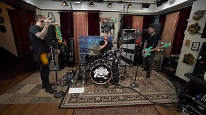 Check out MxPx’s performance of “Let’s Ride” using our SRT loudspeaker! We are pumped to be part of their set with our latest workhorse speaker. | Mackie