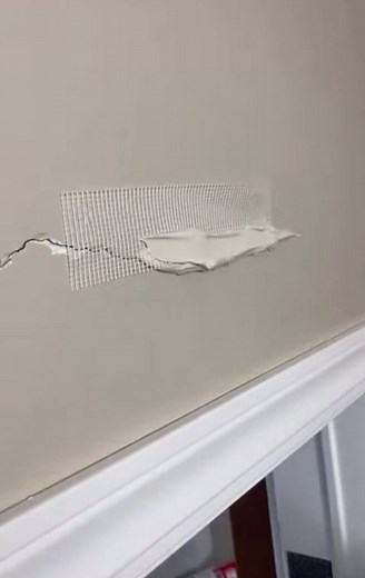 Effective Techniques for Fixing Wall Cracks