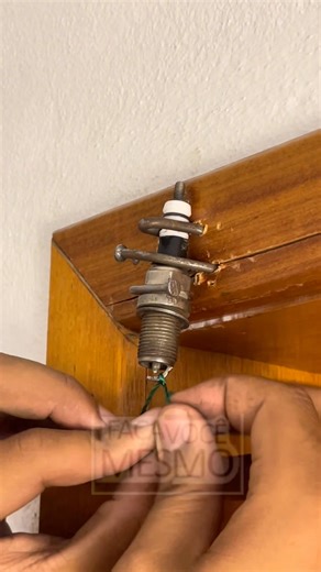 The spark plug door fix that works A simple idea with real results #HomeFix #SmartSolution #EverydayHack | DIY BUGS