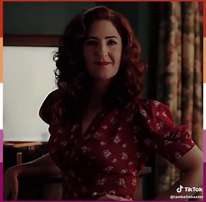 middle-aged red-haired lesbian women trope #wlw #gretagill #aleagueoftheirown #katherinemayfair #desperatehousewives
