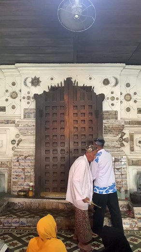 Makam Sunan Gunung Jati: Sejarah dan Cerita