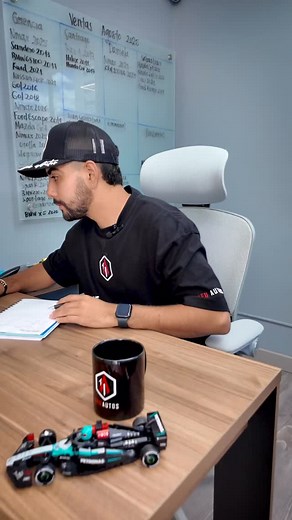 🚘🏁TOYOTA YARIS CROSS XS HÍBRIDA 2023‼️ * Km: 30.100 * Mod: 2023 * Precio: 125.500.000 * Motor: 1.5 * Soat: 23/02/2026 * Tecno: N/A * Ubicación: Medellín * Transmisión: Automático * Otros: Aire acondicionado, vidrios eléctricos, retrovisores eléctricos, mandos en el timón, control de tracción, asistente para pendiente, luces led, pantalla multimedia, exploradoras, polarizado, sensores de parqueo, cámara de reversa, bluetooth, sensor de lluvia, único dueño, peritaje reciente • • CONTACTANOS ESTA