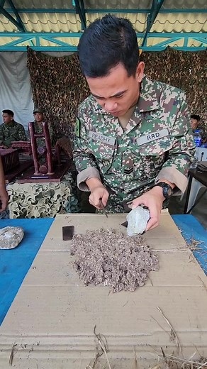 Cara Menyalakan Api Menggunakan Batu: Panduan Lengkap