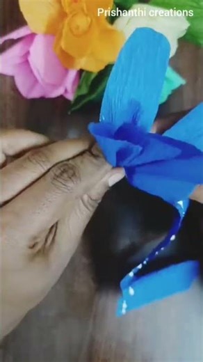 Flower trick/crepe paper flower making/easy crepe paper flower making/#crepepaperflower #flowertrick