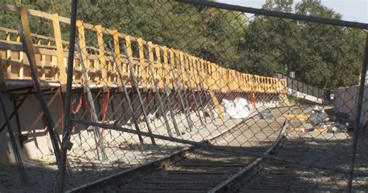 After being badly built, Sacramento new Del Rio Trail bridge could open this fall