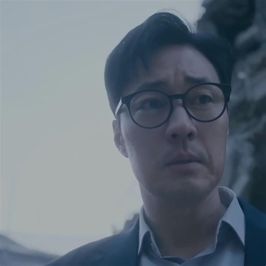 Sie beschuldigt ihn, ihre Tochter in Gefahr geschickt zu haben #kdrama #emotional