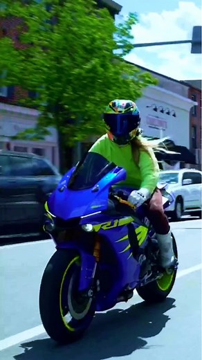 Benefits of big Disc in motorcycle.