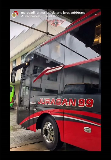 Exploring the All-Steel Body Bus by Juragan 99