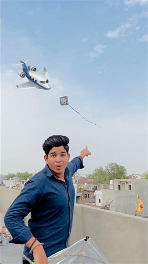 Kite flying world 🌍 biggest kite tail (पूछ) #kite #kiteflying #patang #patangbazi