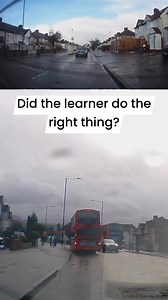What would you have done? #DrivingLessonsUK | Driving Test tips