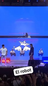 Valles-t y el paso del robot. #vallest #redbull #improvisacion #fresstyle | Batallas de raperos