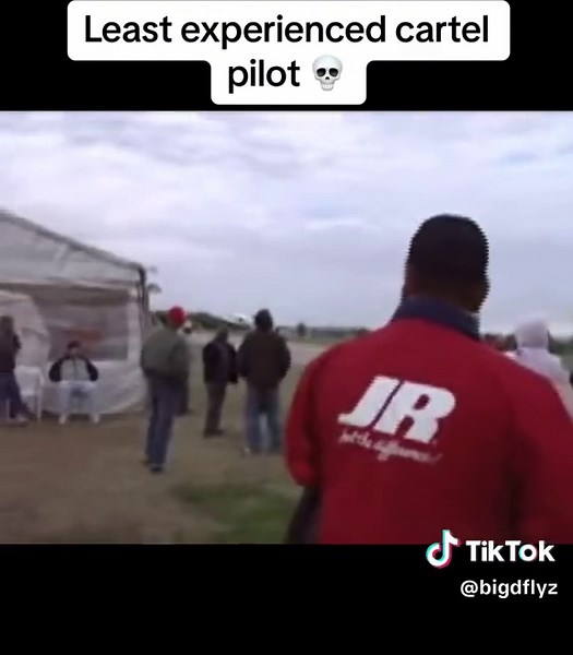 Expert Insights on Flying a Learjet 35: Tips from a Private Jet Pilot