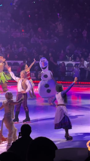 Save this post for tips and tricks for mastering Disney on ice. 1. Disney on ice sells bubble wands and also light up wands and cool gear- but the price can sometimes be steep. You are able to bring in your own light up wands and bubble wands as well. This year we bought light up wants for $14 dollars on amazon. 2. Check your location for parking. All state parking for Disney on ice is free! @theallstatearena 3. Get there early to give yourself time to park, scan your tickets, buy merch and food