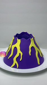 Cool science project #diy #vulcano #howto #tutorial #science #experiment #elephattoothpaste #green #tiedye #foodcoloring #vinegar #bakingsoda #foam #love #reels #breels #viral #omg #satisfying #meta #facebook #insta | Ron Spina Content Creator