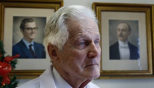 Beloved veterinarian retires, closing out three generations of animal care in SC