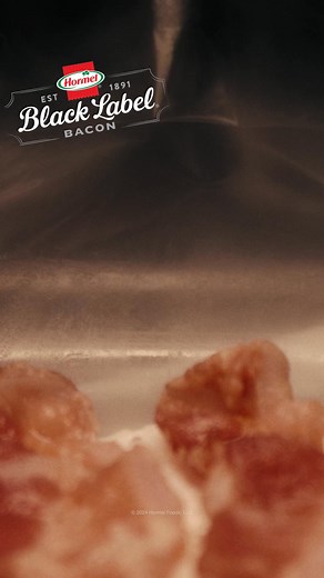 Raw to crispy in minutes. HORMEL® BLACK LABEL® Microwave Ready Bacon is edible nirvana. | BLACK LABEL Bacon