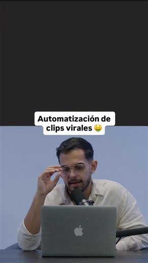 Somos Un Glitch on Instagram: "Una sola automatización puede tomar tu podcast y convertirlo en cientos de clips virales para TikTok e Instagram: detecta los mejores momentos, añade subtítulos, genera captions y deja todo listo para publicar, sin que toques un botón. Comenta VIDEO y te envío el flujo completo en n8n. #automatizaciondevideo #ia #somosunglitch"