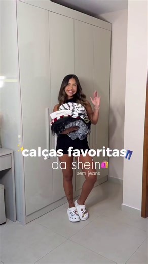 SHEIN Brasil on Instagram: "Diga olá para as novas calças SHEIN favorita da @analuisarabello! 👖✨ 🔍 Procure por "MUSERA, AiiRZ, SHEIN BAE" no nosso app. IDs: 89172535 45688106 94859687 46452367 https://shein.top/qcqbe3d #SHEIN #SHEINBrasil #SHEINForAll #SHEINTrends"