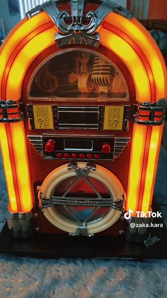 Jukebox Retro Vintage CD Player: 1950s Style