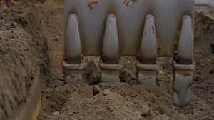 13 reactions | From our Training software's Supervisor: Level 2 Courses | "The Best Way to Communicate With Your Crew Field" ⁣ ⁣ If your company wants to help newer field supervisors and experienced crew members looking to move forward in their careers, tap HERE: https://bit.ly/3Malada  #betterdirtworld | BuildWitt | Facebook