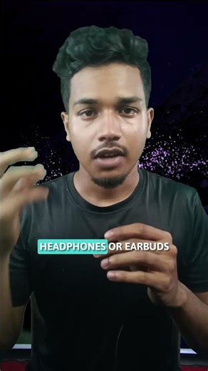 Doctors Say THIS is Safer for Your Ears 🔊 Earbuds vs Headphones - SG DOCUMENTARIES #Shorts