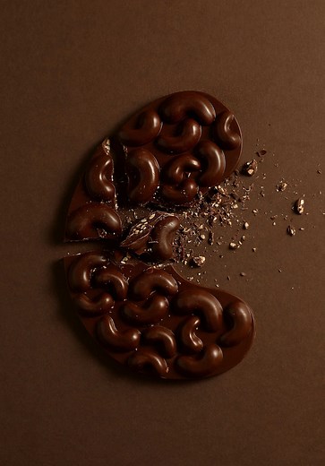 Mendiant : Éclats d'Amandes, Praliné Fleur de Sel