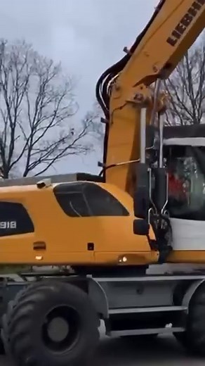 3.5K views · 96 reactions | This auction will soon close!  This Liebherr a918 excavator from 2020 is equipped with hose breakage protection on bucket cylinder, dance suppression, and contains a cutting basket function with additional mowing hydro pump. Be quick to place a bid before it’s gone. | Troostwijk Auctions | Facebook