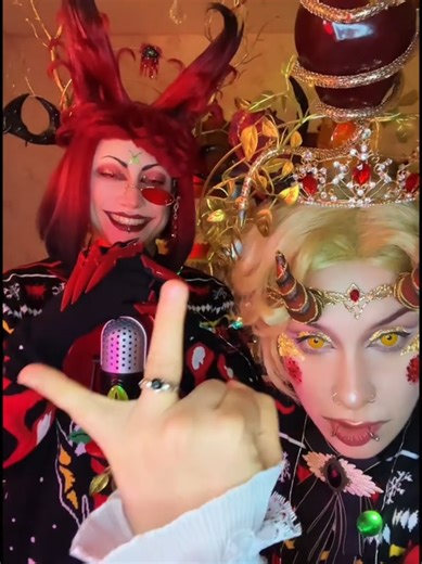 Cosplay de Alastor de Hazbin Hotel | Lucifer