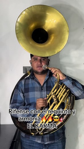 El Karma con Tuba: Tutorial y Mejores Intros