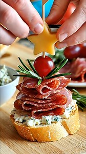 175K views · 192 reactions | Easy Christmas Appetizer Ingredients: 1 sheet puff pastry, thawed 1 wheel brie cheese (8 oz), cut into small cubes ½ cup whole cranberry sauce | Flavor Home Recipes | Facebook