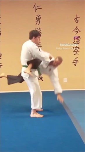 512K views · 3K reactions | Kani Basami (Hasami Gaeshi) — Scissor Throw ofJujutsu & Judo #jujitsu #judo #jiujitsu #kanibasami #jukidojujitsu #martialarts | Jukido Academy • Jujitsu Self-Defense | Facebook