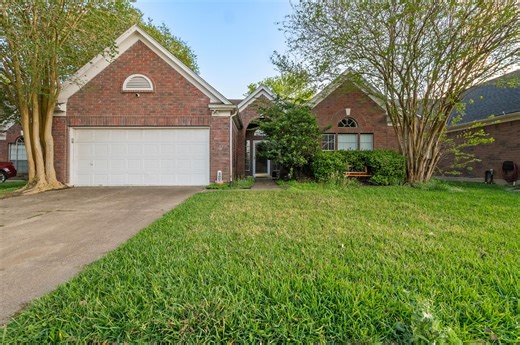 4805 Chrissie Dr, Pearland, TX 77584 - MLS 19360489 - Coldwell Banker