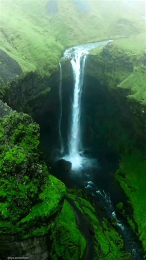 9.6K views · 81 reactions | Iceland's waterfalls: Natural wonders that will take your breath away. 凉 #amazingview #iceland #waterfalllovers #beautifuldestinations #amazingplaces | Beautiful World | Facebook