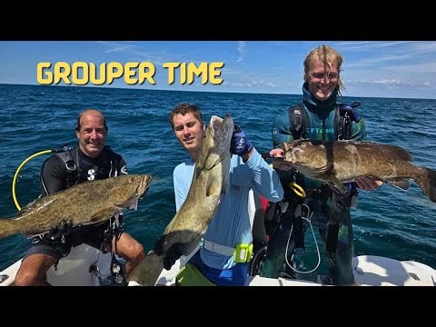 Grouper | Spearfishing | Super strong current | Wrestling them out of the cracks