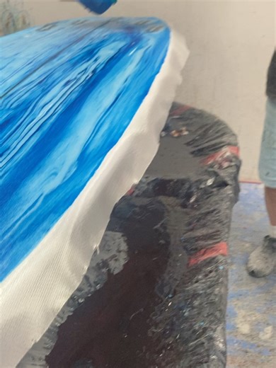 Stuart Surf Design on Instagram: "Applying resin swirl tint to the board is a bit of a juggling act of adding the the tints a certain way to main colour , pouring it out and then using different squeegee techniques to get the right look. Left out one or 2 vids in this process too keep a couple tricks to ourselves! Thing is they look great and stay that colour forever. 👌 Glassing by Simon @masseysurfboards here at our #stuartsurfdesign #surfboardfactory #surfboards #mermaidbeach #goldcoas